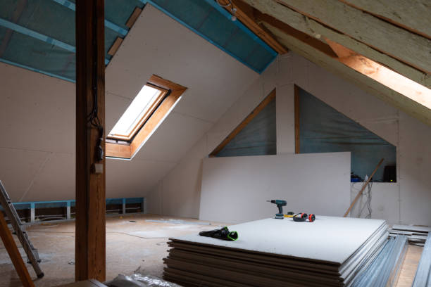 Best Insulation Maintenance and Repair in Dyersville, IA